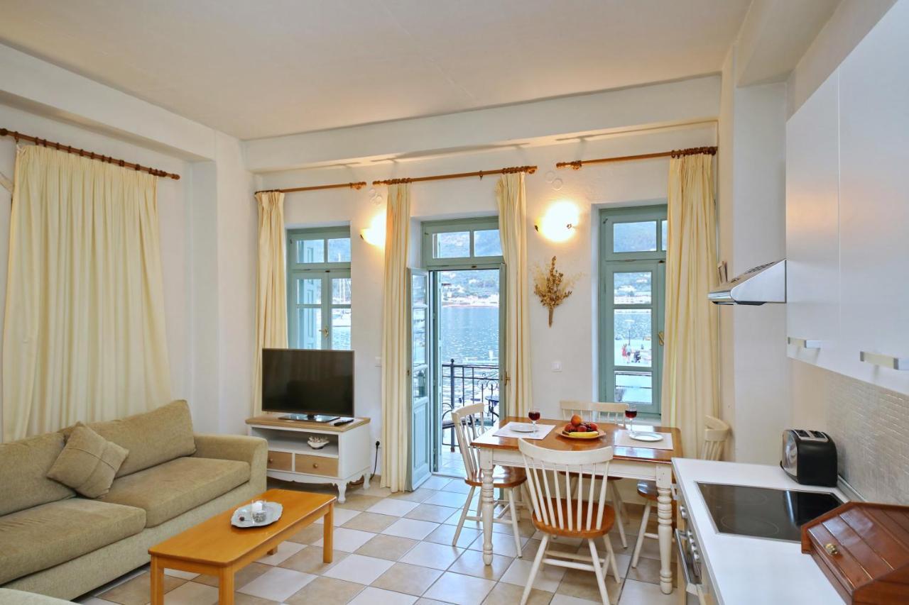 Faros Coastal Apartments Скопелос Экстерьер фото