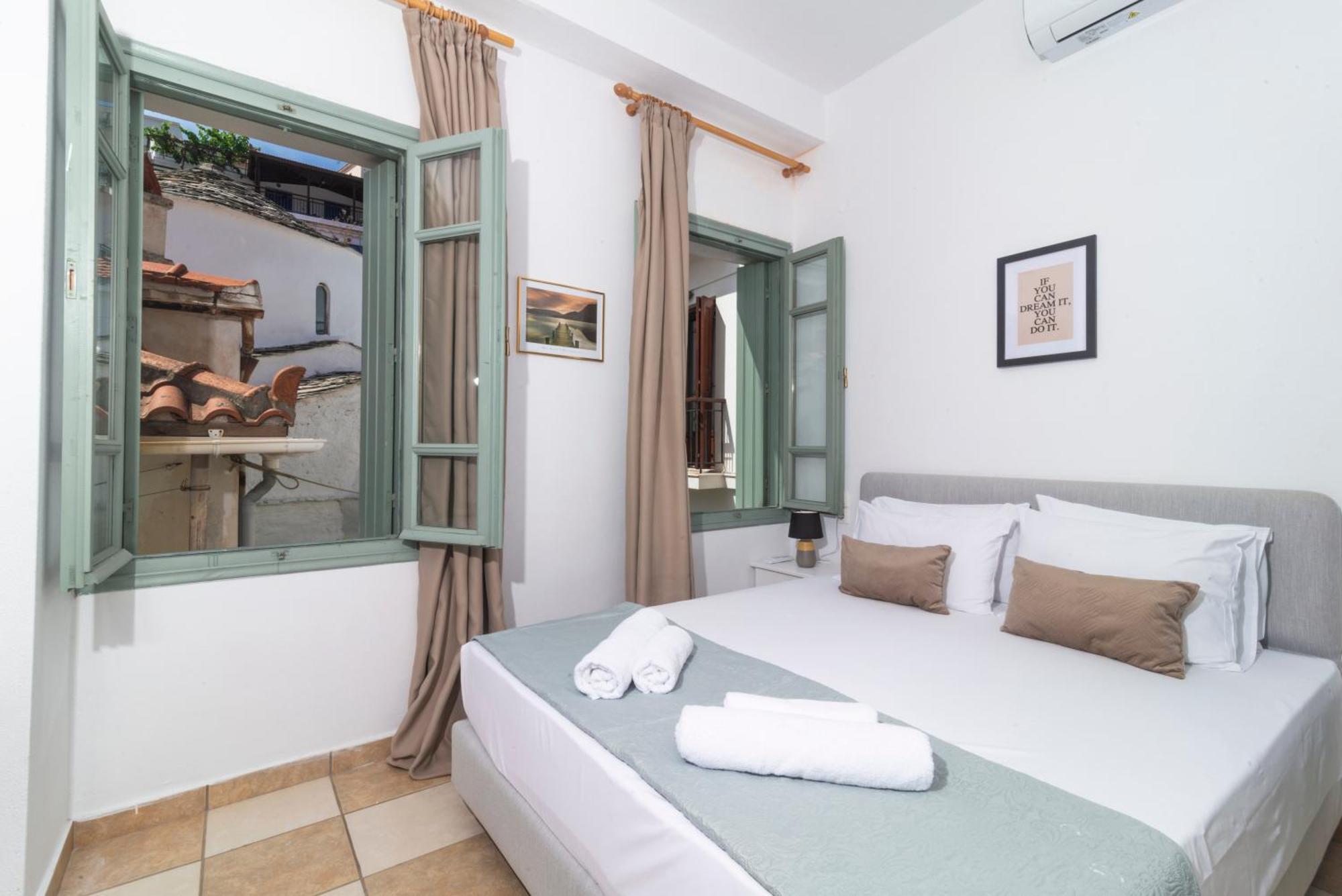 Faros Coastal Apartments Скопелос Экстерьер фото