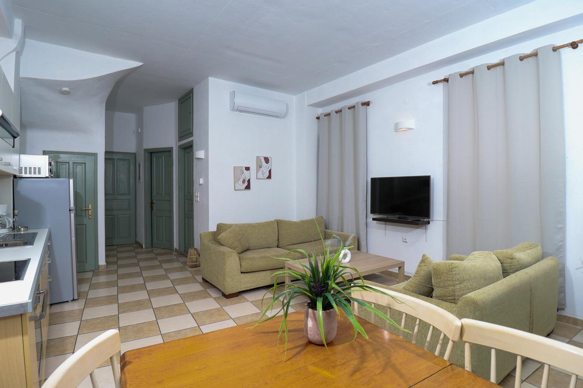 Faros Coastal Apartments Скопелос Экстерьер фото