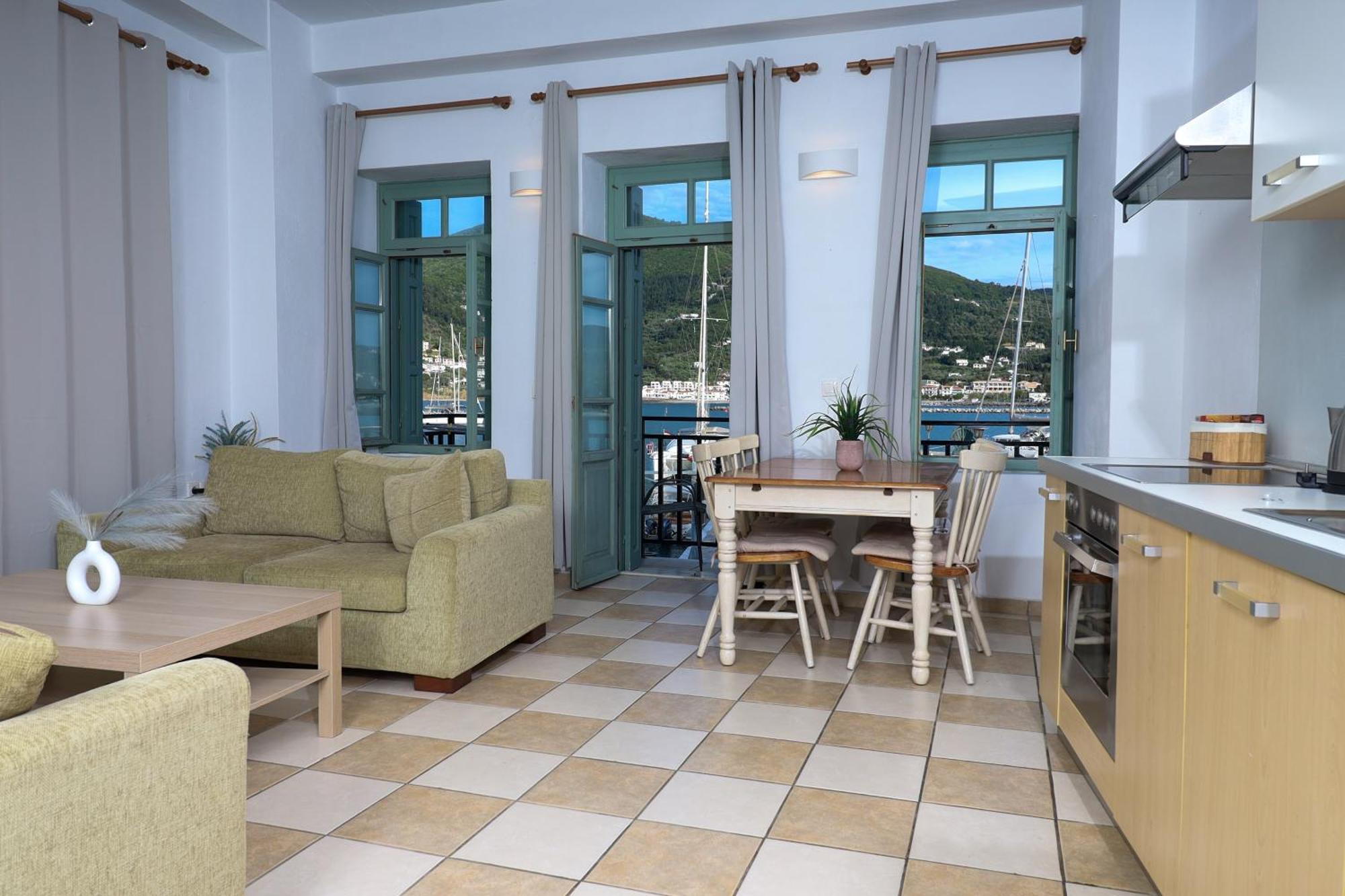 Faros Coastal Apartments Скопелос Экстерьер фото